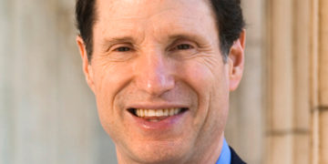 Ron Wyden