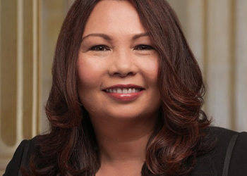 Senator Tammy Duckworth (D-IA))