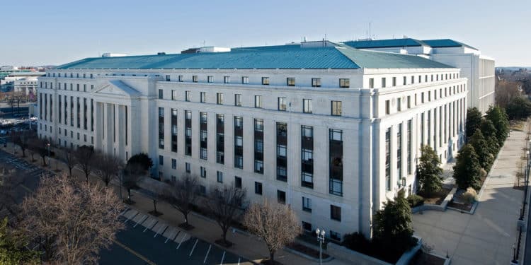 U.S. DOJ and SEC Ordered to Review Whistleblower Claim Denial