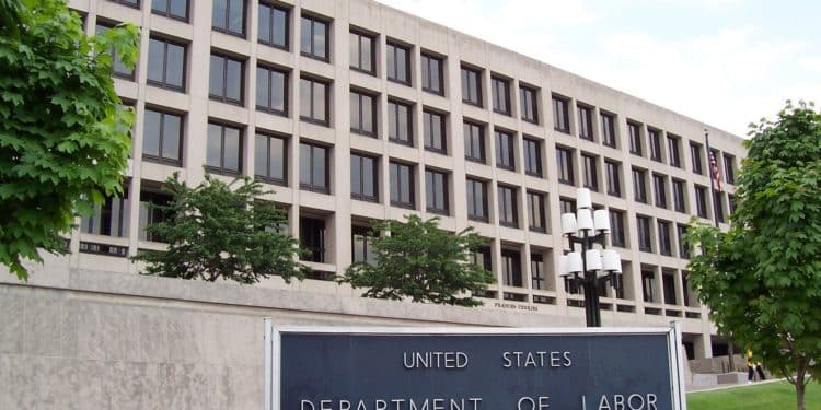 Senators Laud Labor Department’s ‘Burden of Proof’ Interpretation for Whistleblowers