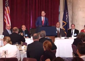 Senator Wyden Pledges to Support Whistleblowers