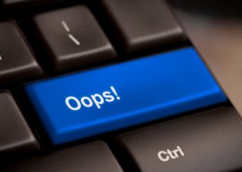 3 Accidental Whistleblowers (Fired for Doing their Jobs Well)