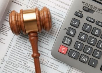 Congress Intended Tax Whistleblowers to Enjoy De Novo Review