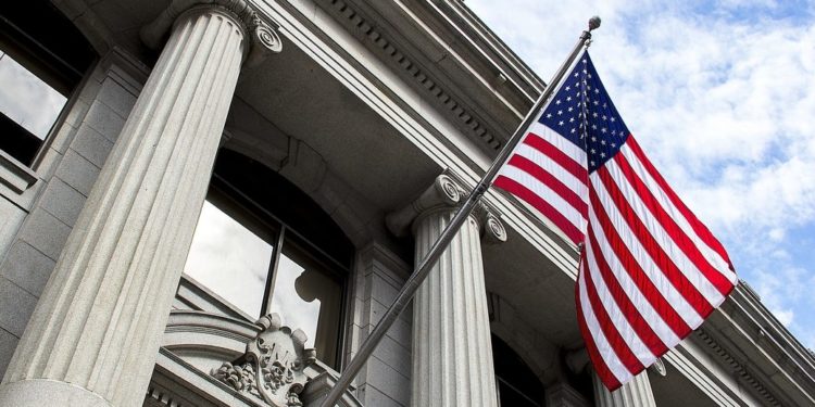 Court Access for Federal Employee Whistleblowers