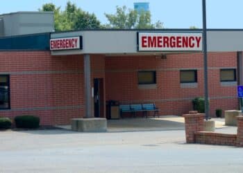 Photo of an exterior of an emergency room