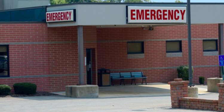Photo of an exterior of an emergency room