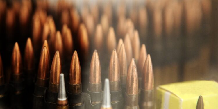Row of bullets with a yellow box in the foreground