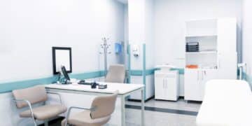 Photo of an empty doctor's office