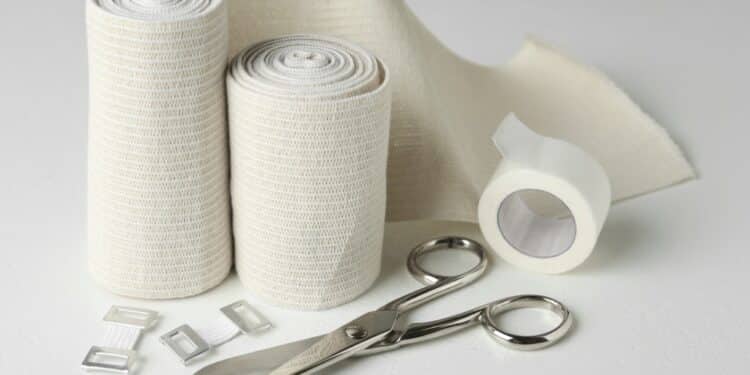 Medical bandage rolls